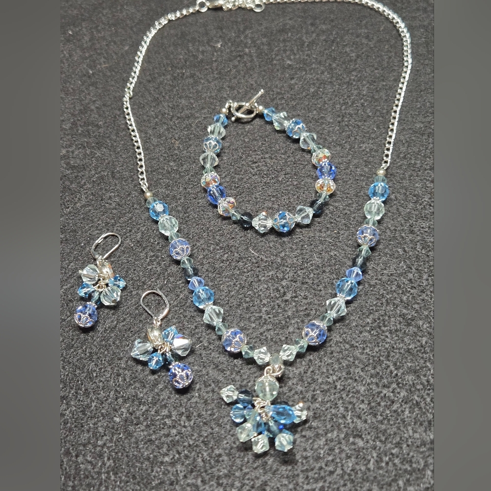 Swarovski Blue and Silver Crystal Necklace Set